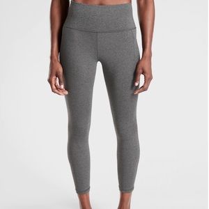 Athleta Stash Pocket Tight size L